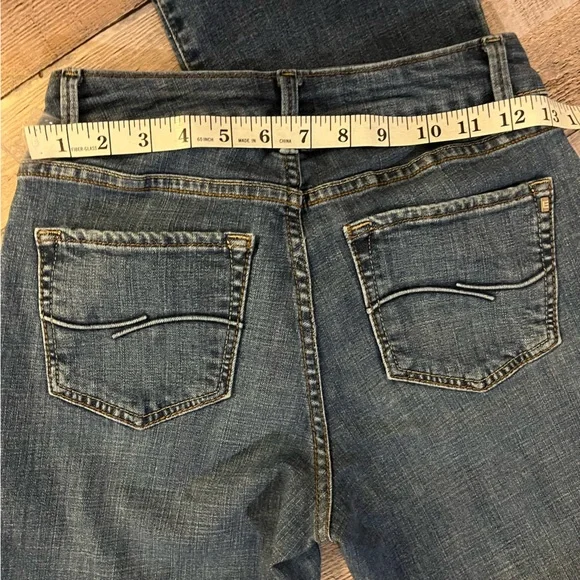 Lee Modern Series Curvy Fit Jeans - Picture 10 of 15